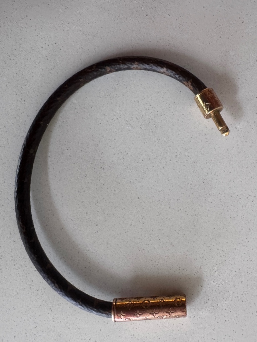 Authentic Louis Vuitton Bracelet Confidential Monogram Size 17 - Picture 7 of 9